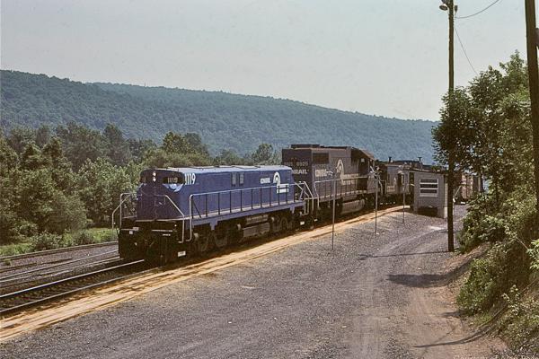 EMD SD38 | Conrail Photo Archive