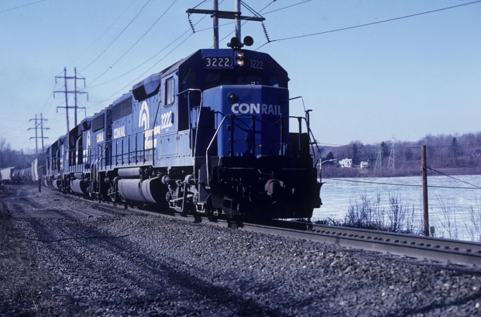 CR 3222 West Nyack NY 2 82 Conrail Photo Archive   21326 