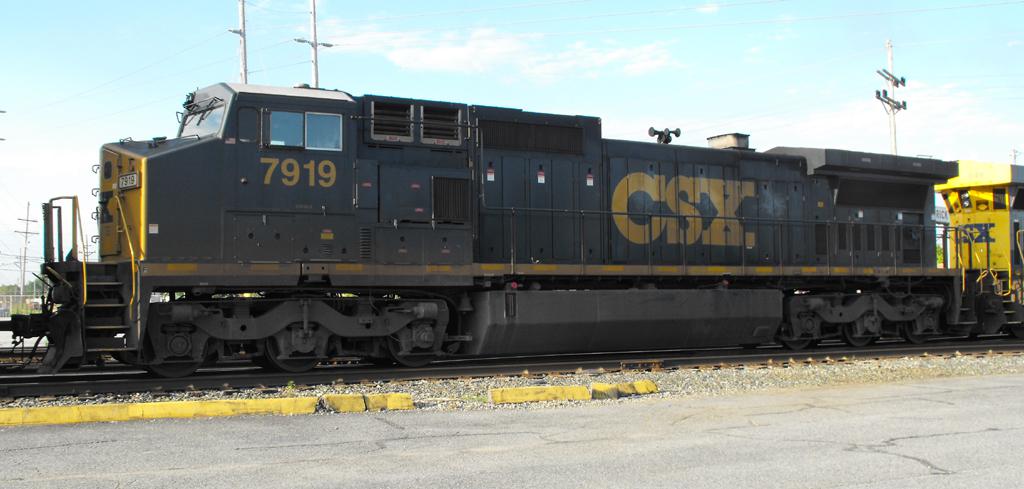 CSXT 7919 (LMS 701) | Conrail Photo Archive