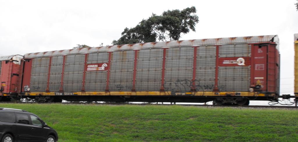 TTGX 604197-Rack class ML2K | Conrail Photo Archive