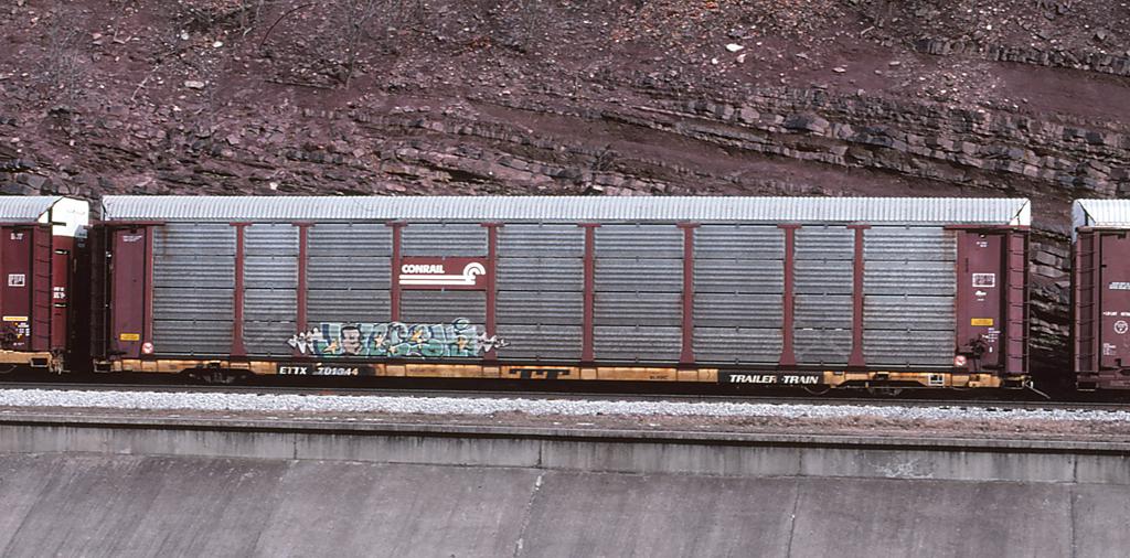 ETTX 701344-Rack class ML3N | Conrail Photo Archive