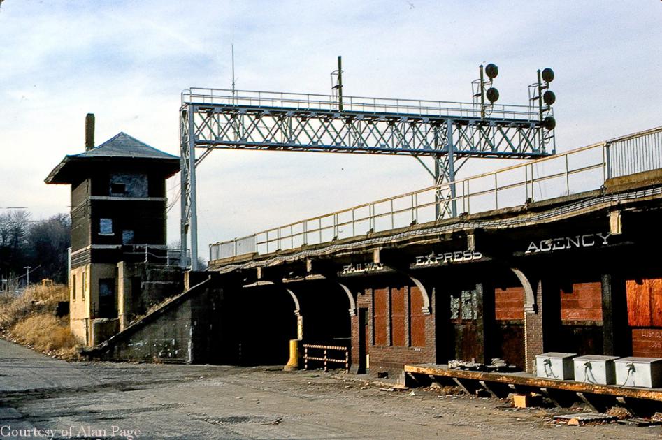 Easton Tower Easton, PA 12171988 Conrail Photo Archive