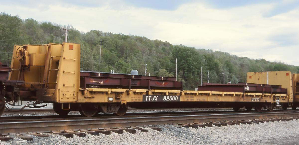 TTJX 82500 TSH7CD | Conrail Photo Archive