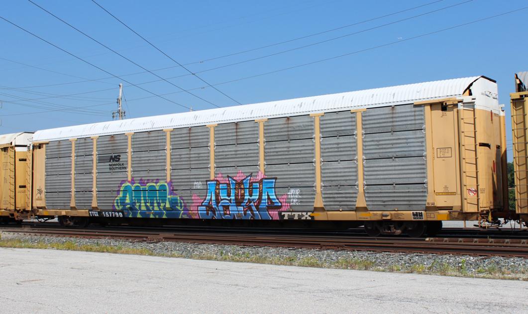 TTGX 157790-NS Rack class FB548 (ML2L) | Conrail Photo Archive