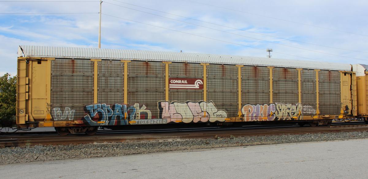 TTGX 942480-Rack class ML2B | Conrail Photo Archive