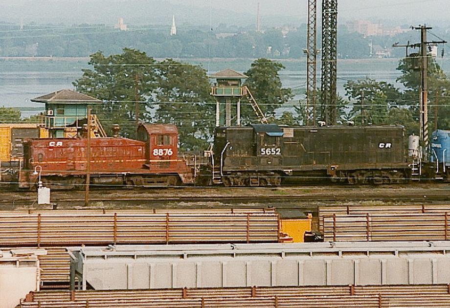 CR 5652 Enola, PA 9-5-1983 | Conrail Photo Archive