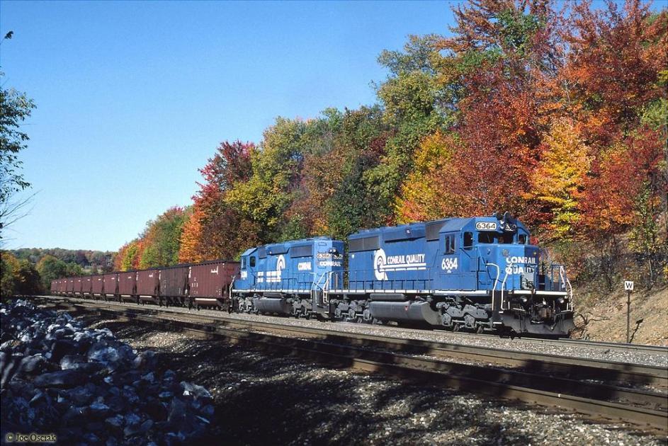 CR 6364 at Lilly, PA in 1998 Conrail Photo Archive