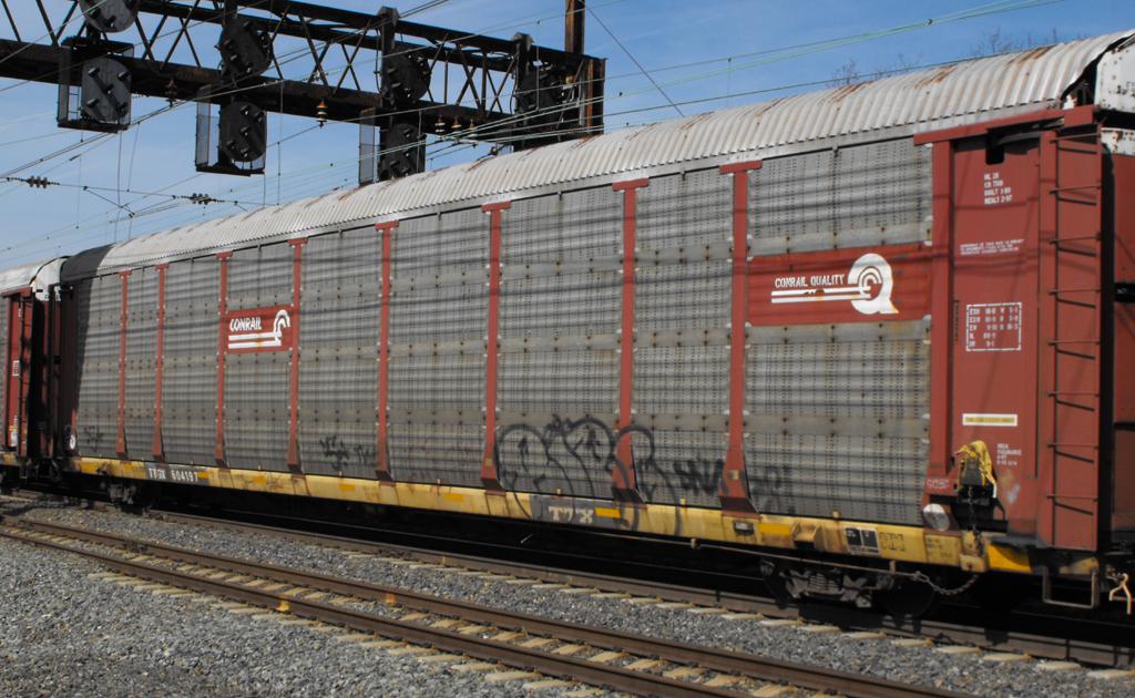 TTGX 604197-Rack class ML2K | Conrail Photo Archive