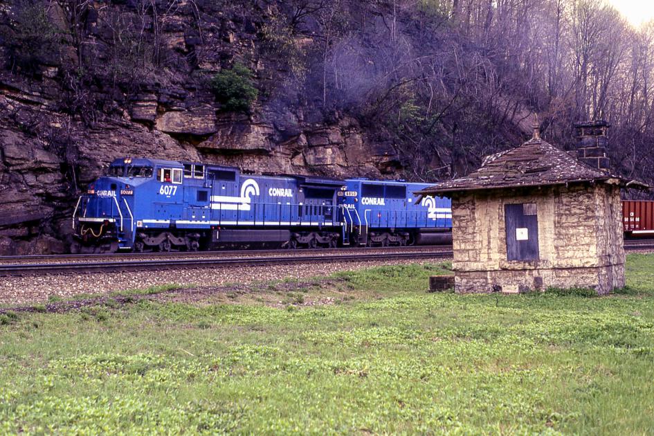 CR 6077 HORSESHOE CURVE Conrail Photo Archive