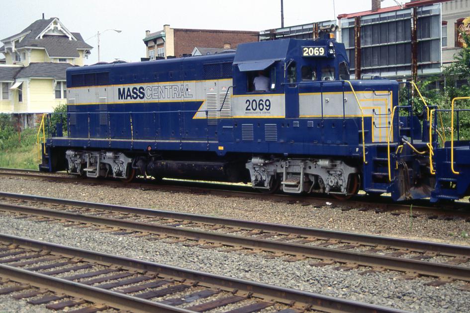 MCER 2069 Palmer MA Conrail Photo Archive