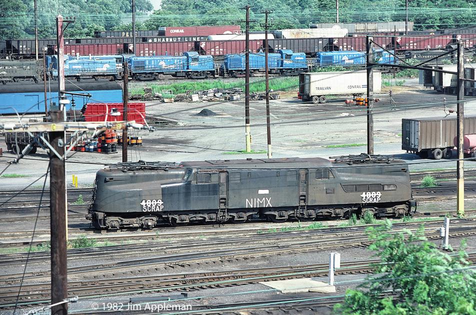 NIMX SCRAP (CR 4809) Enola, PA 6/21/1982 | Conrail Photo Archive