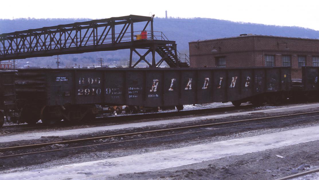 RDG 29109-RDG Class GHn | Conrail Photo Archive