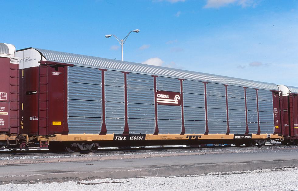 TTGX 156567-Rack class ML2L | Conrail Photo Archive