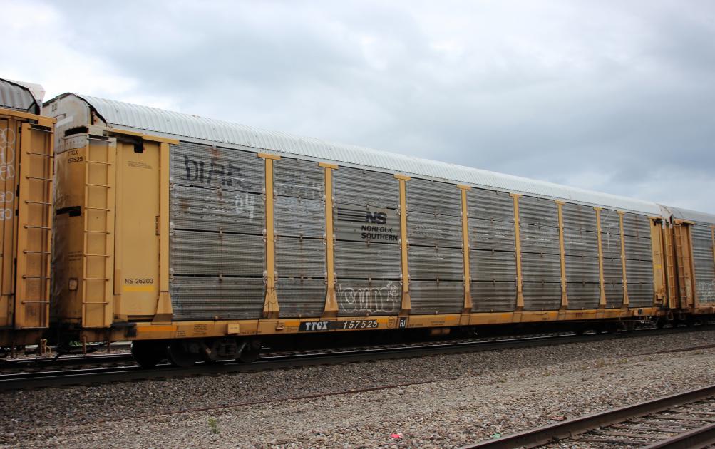 TTGX 157525-NS Rack class FB545 (ML2G) | Conrail Photo Archive