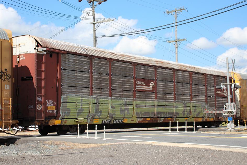 TTGX 255213-Rack class ML2M | Conrail Photo Archive
