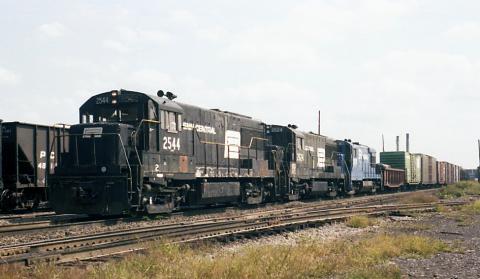 GE U25B | Conrail Photo Archive